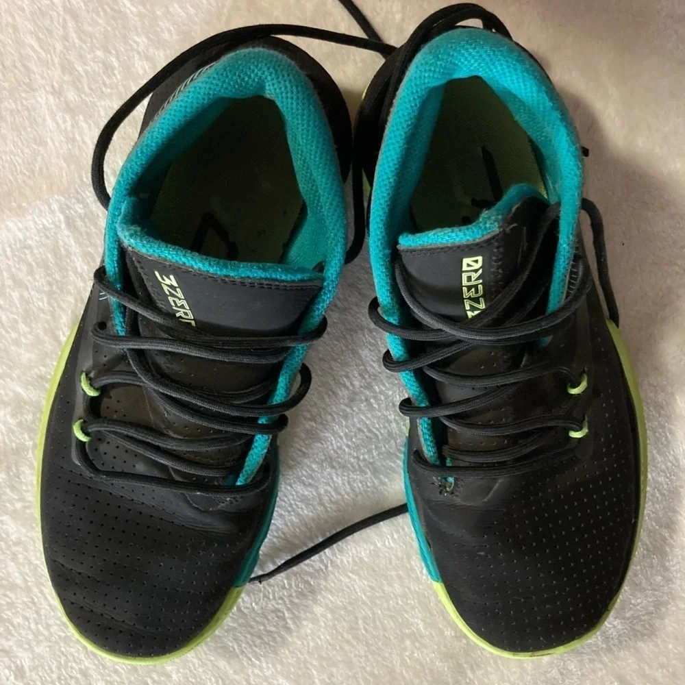 Under Armour Youth 3Zero Multicolor Sneaker Tennis Shoes Size 5Y